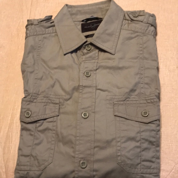 Men’s button down shirt - Picture 3 of 4